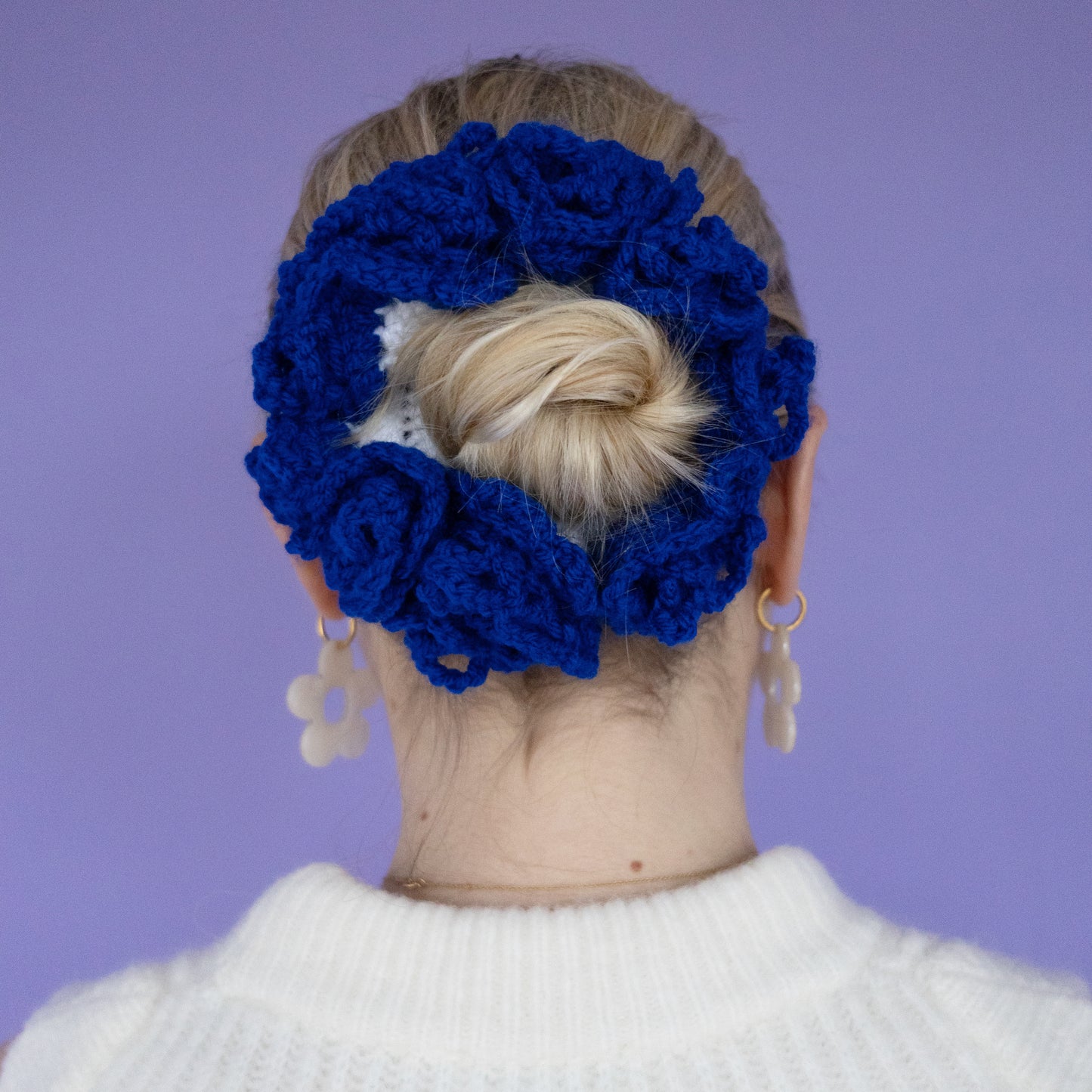 Scrunchie Blue- crochet
